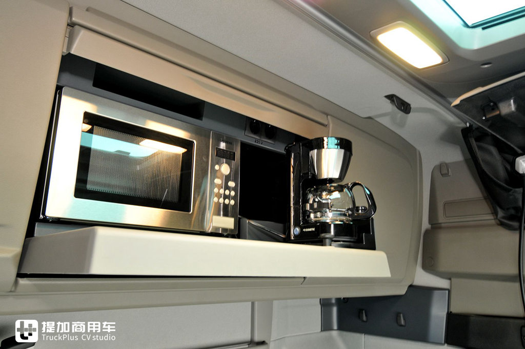 沃尔沃奔驰斯堪尼亚哪个好,奔驰沃尔沃斯堪尼亚卡车哪个更好