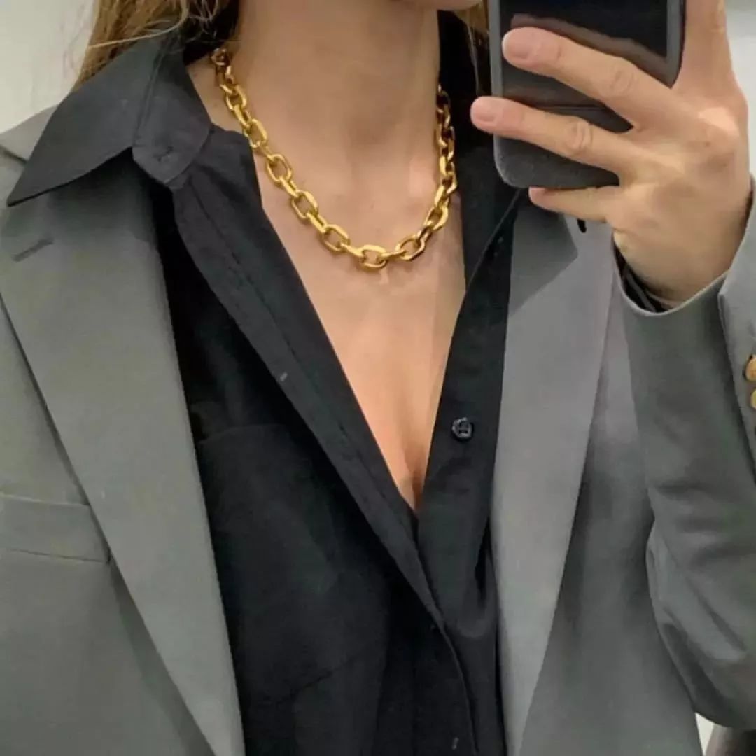 大金链子忘了戴,大金链子好久没戴了