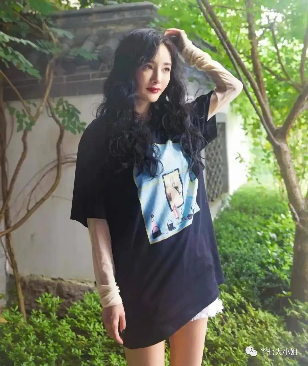 夏季衬衫和t恤叠穿方法,学t恤叠穿混搭法