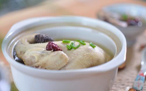 坐月子吃什么才下奶最快,坐月子吃啥下奶最快最好