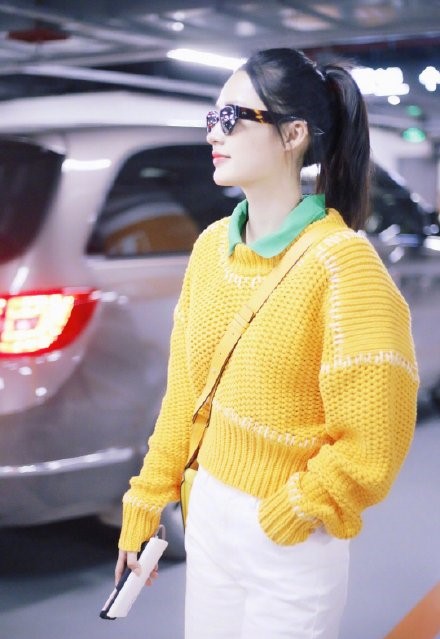 鞠婧祎宋祖儿同款,宋祖儿鞠婧祎杨幂机场