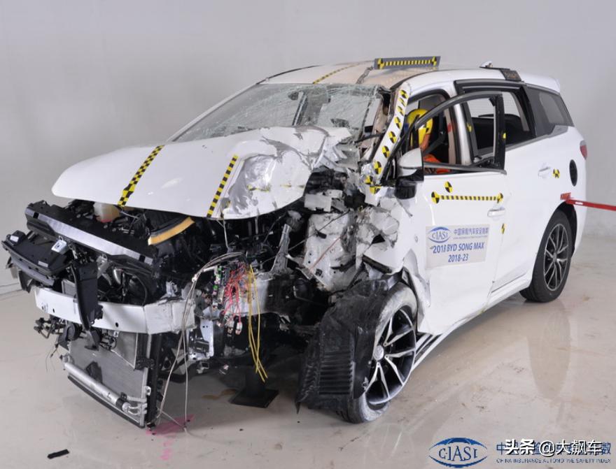 碰撞测试前五日系车差点霸榜,碰撞测试中最安全的十款车