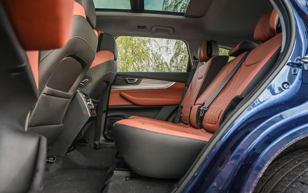 瑞虎8plus三屏音响,瑞虎8plus原车音响效果