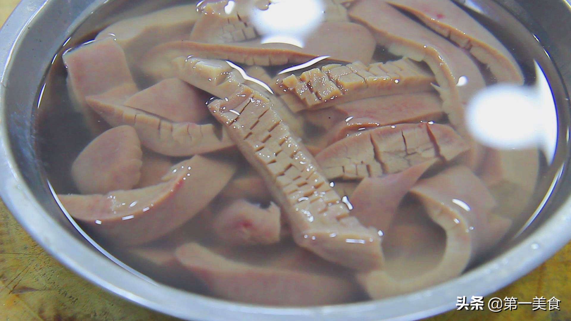 火爆腰花怎样做脆嫩无腥骚味?厨师长告诉你家常做法,简单易操作