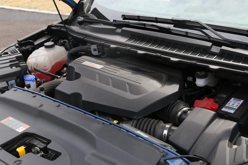 锐界plus运动版和普通版如何选,福特新suv比锐界大