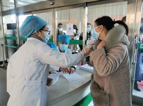 记者探访患者治疗视频,记者暗访医院完整版