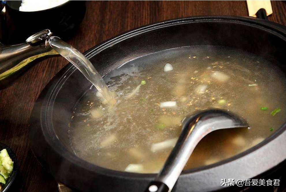 厨师怎么才能让汤更鲜,厨师怎么调汤才鲜美