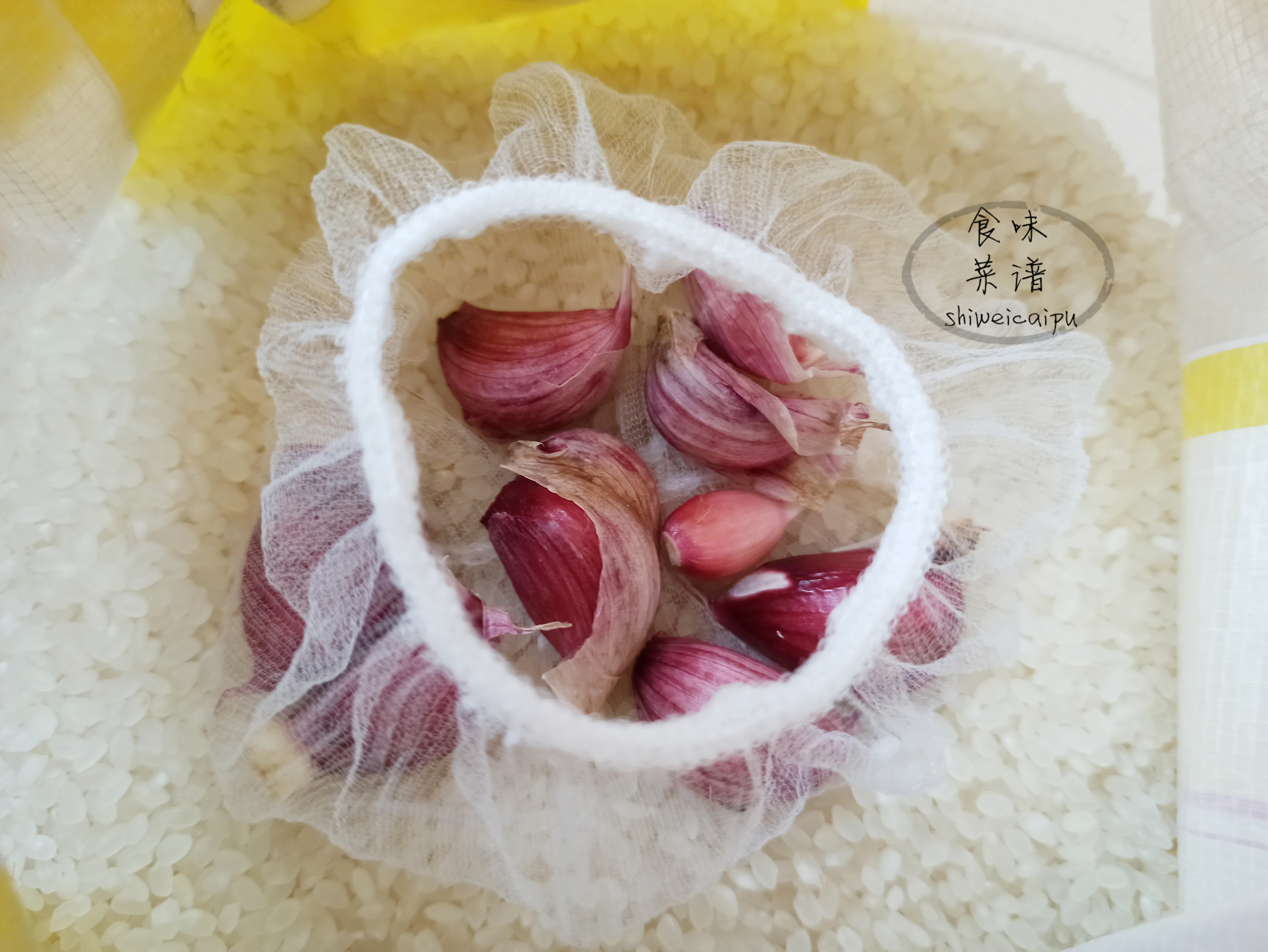 大米有黑色小虫子是什么虫子,大米里面有黑色小虫子哪里来