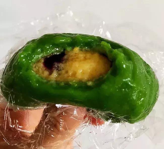 这些味道是青团的耻辱：爆珠流沙、酸菜鱼、笋干菜肉…