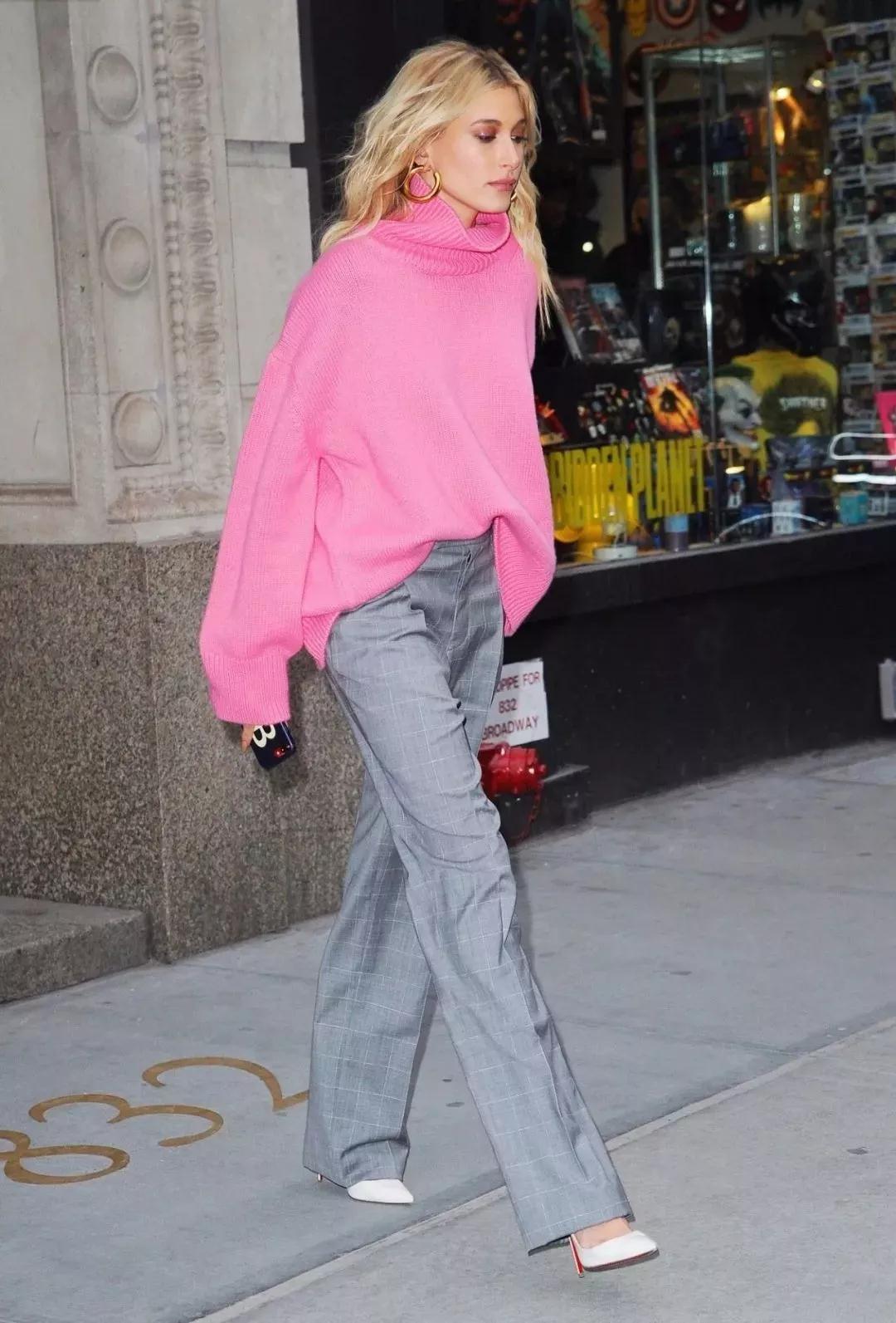 v领毛衣慵懒风高级感,v领毛衣有多实穿百搭