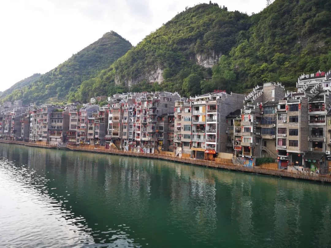 贵州中秋旅游最佳去处,贵州旅游十大景点排名中秋