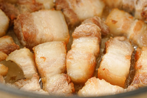 笋干烧肉下饭的做法,笋干烧肉喷香入味超级下饭