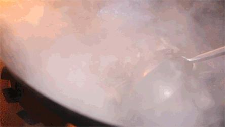 “凉飕飕”火锅来到深圳，清甜消暑！还有龟苓膏送~