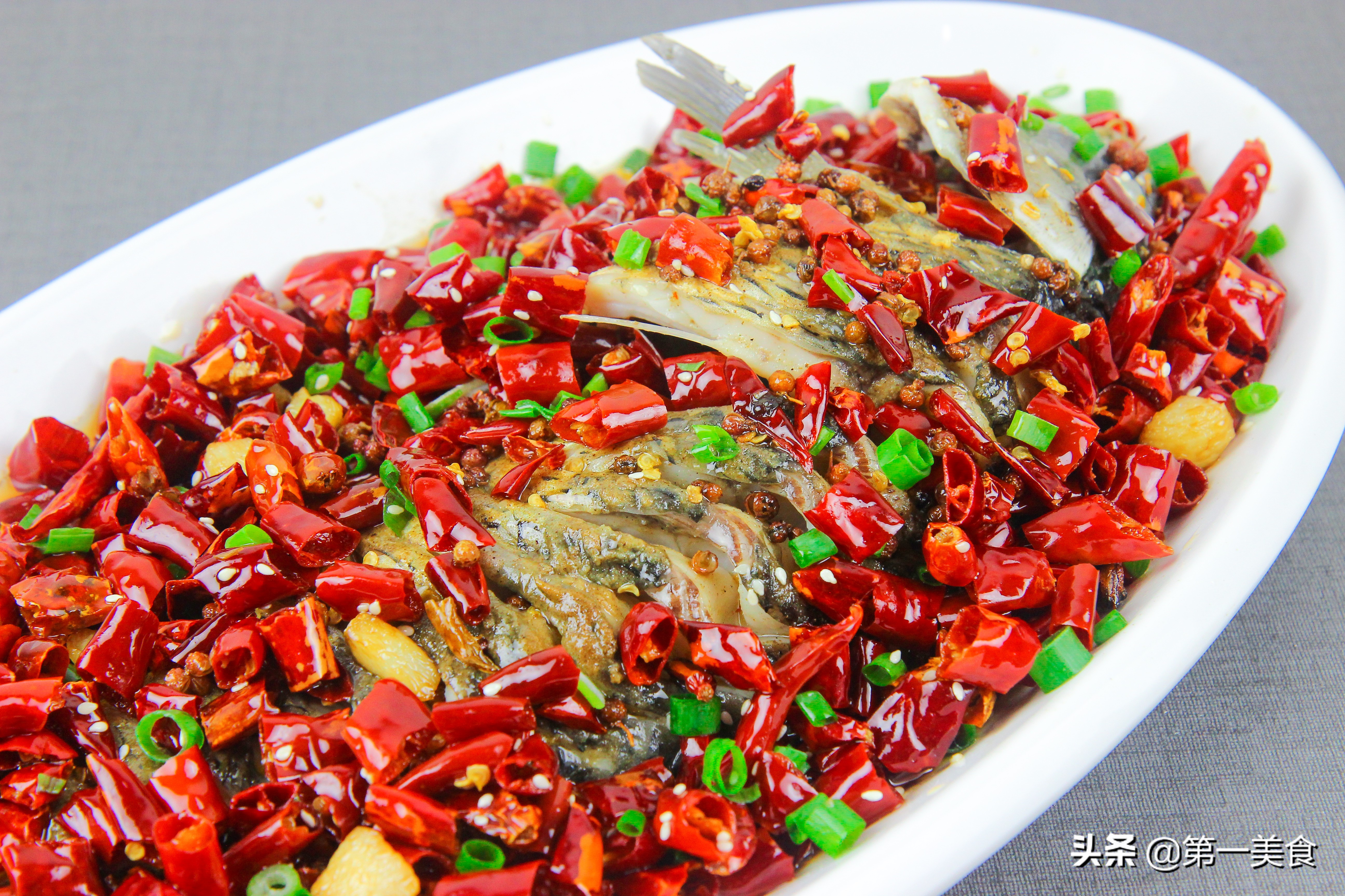第一美食来凤鱼,香脆泼辣鱼的做法