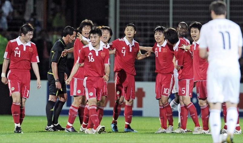 曾经亚洲第一的国足,昔日霸主颓势尽显