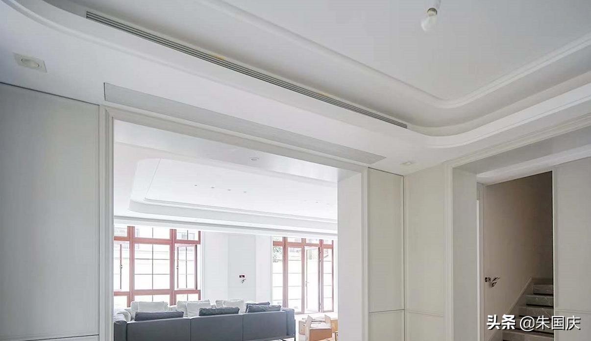 大金空调e-max系列4匹中央空调,空调挂机和中央空调怎么选