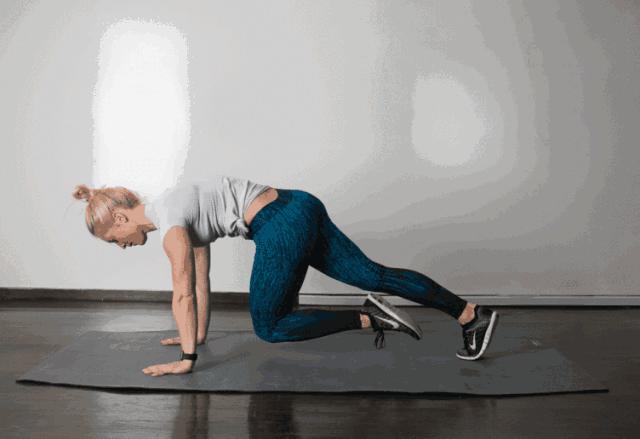 室内原地体能训练30个简单小动作,室内徒手体能训练方法