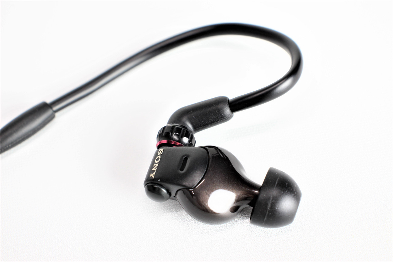 动圈耳机11mm和13mm哪个好,耳机13mm动圈和10mm哪个好