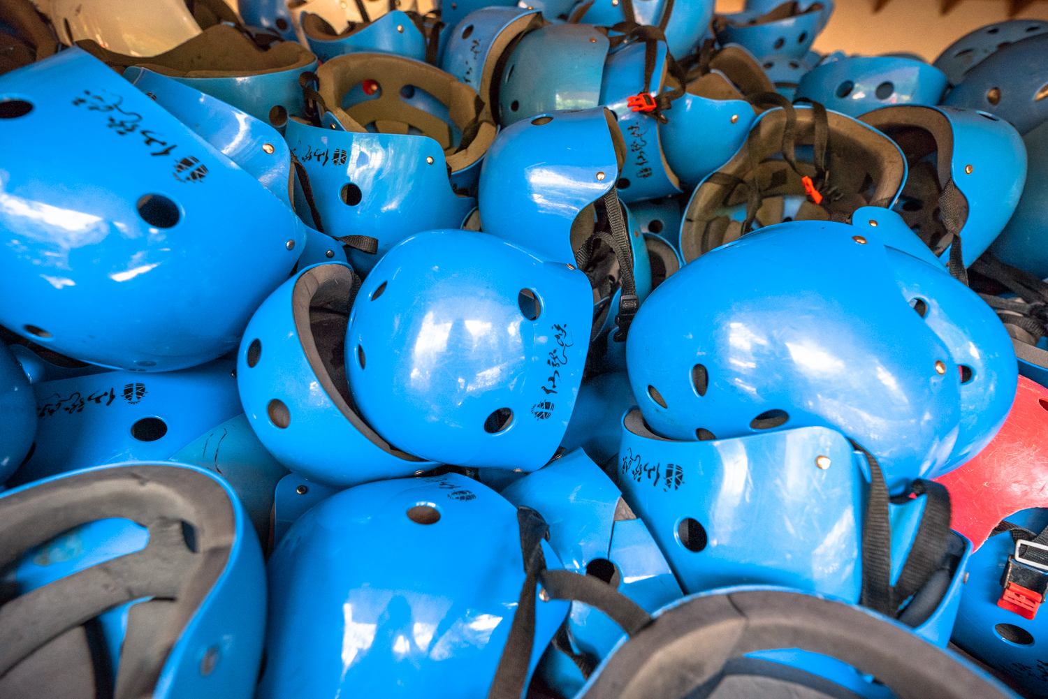 仙龙峡溯溪,安吉仙龙峡漂流可以溯溪吗