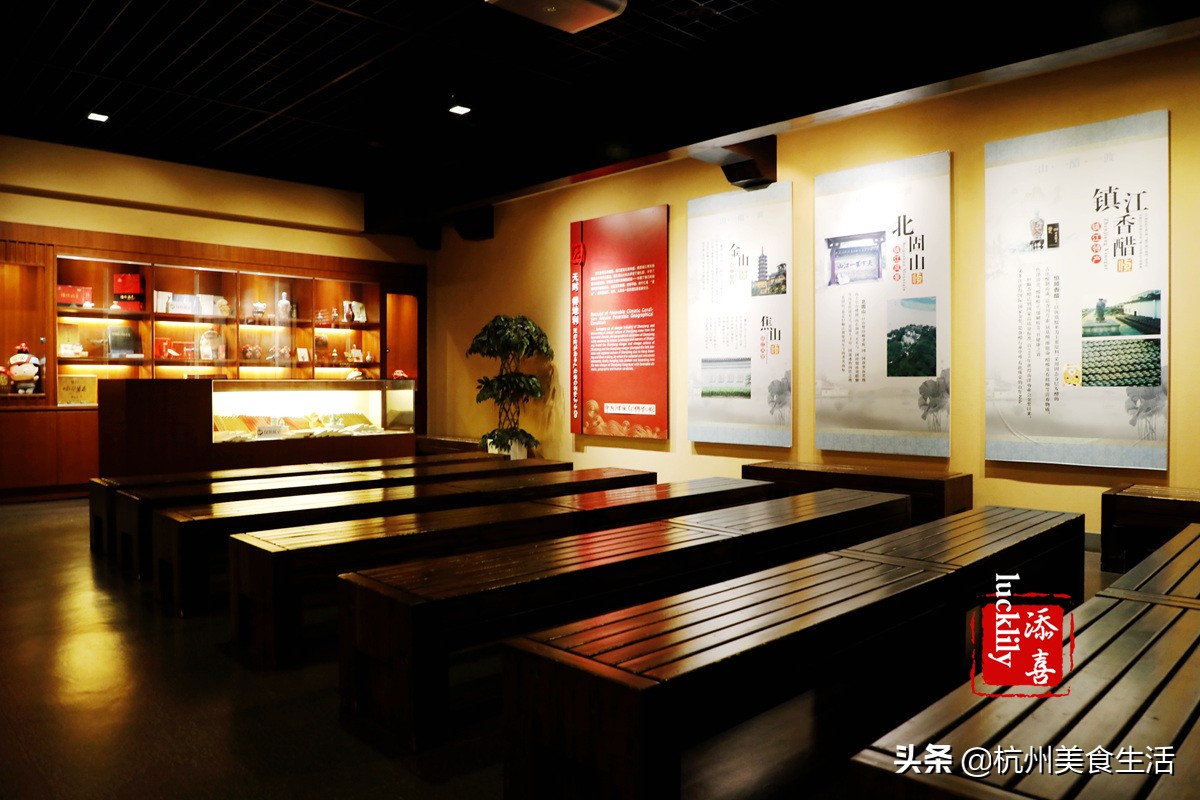 镇江美食三茅宫地锅鸡,镇江美食推荐锅盖面