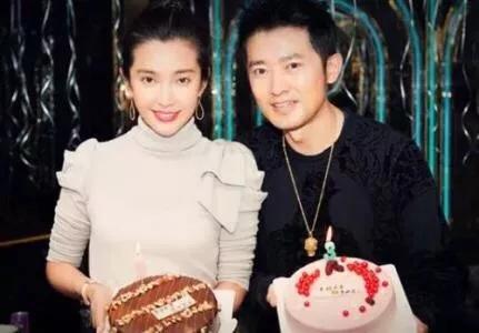 bf男朋友和gf女朋友,gf是男是女