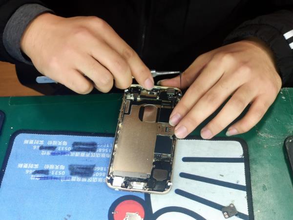 iphone6s更换电池全过程,iphone6s官方电池更换