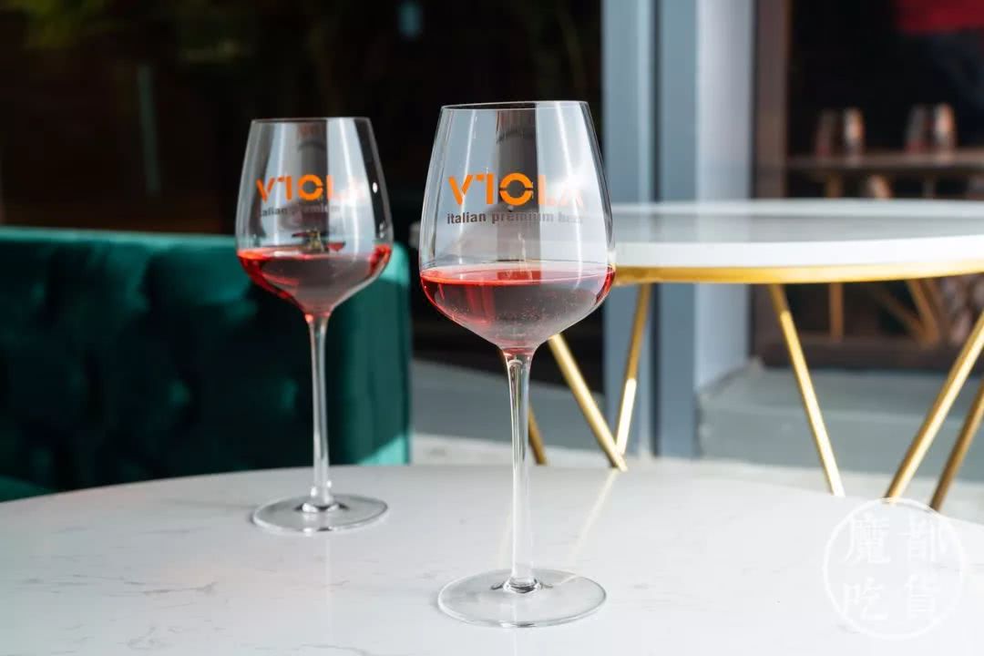 如果圣诞愿望只能许一个，我想在这里坐拥福利吃吃吃！