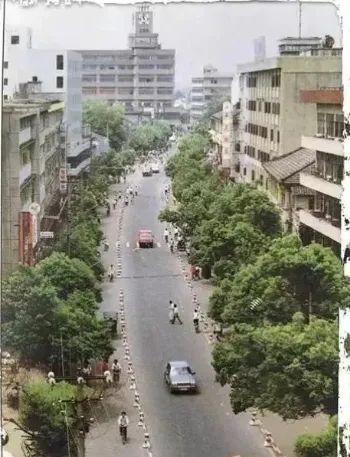 灞邯鏃呮父鐜扮姸,涓轰粈涔堜細閫夋嫨灞邯鏃呮父鍩庡競