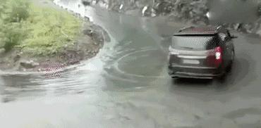 央视新闻联播比亚迪口罩,五菱口罩上央视新闻联播