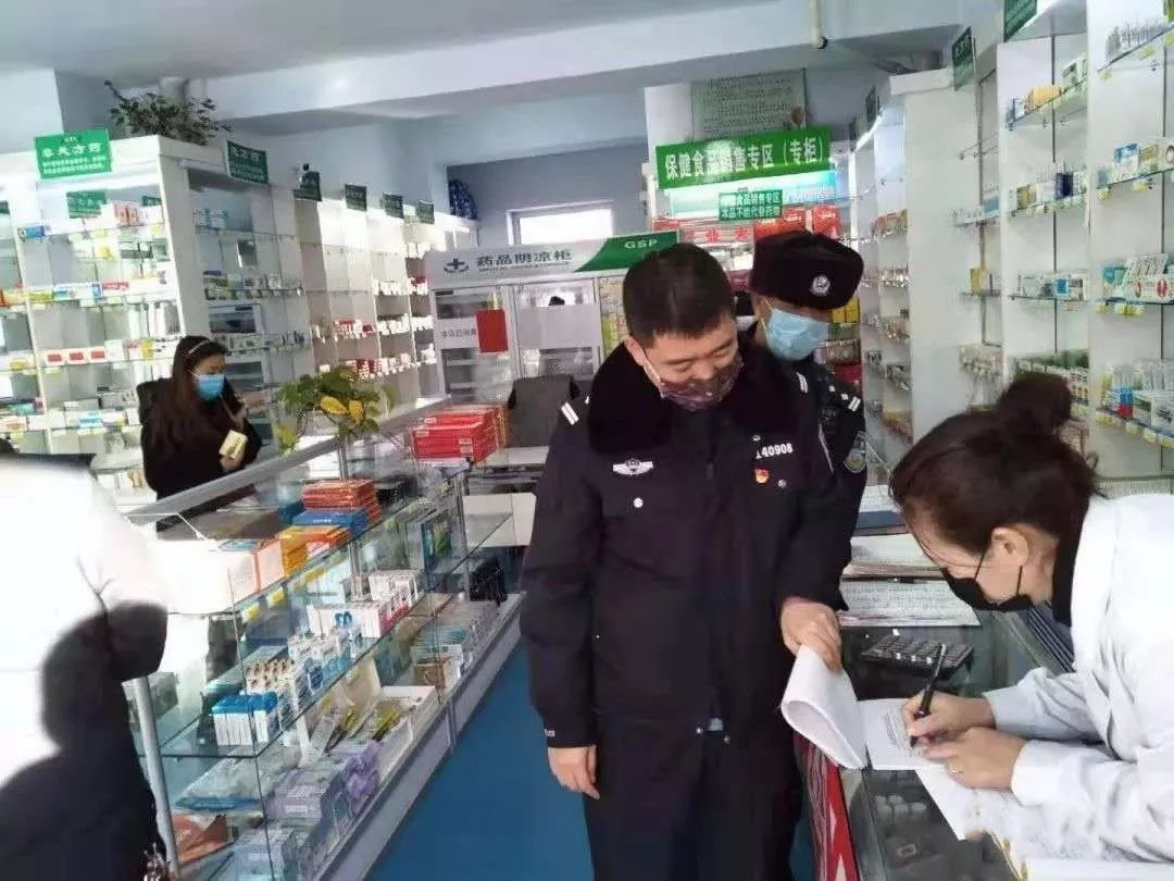 松岭区织密“六张网”“亮剑”疫情防控阻击战