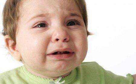 12岁孩子受到惊吓会有哪些表现,五个月宝宝受到惊吓有哪些表现