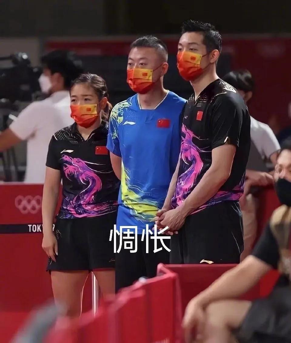 女生包包里面都装什么豆豆,女生的包包装的是什么