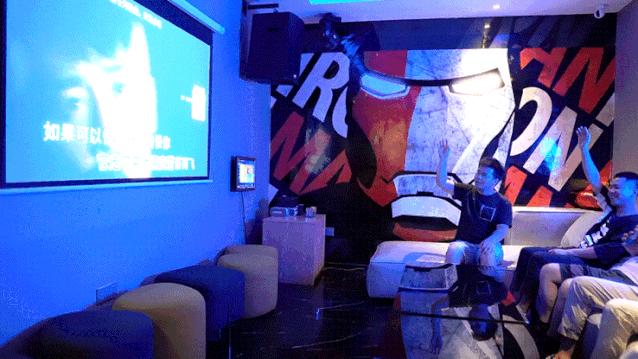 轰趴馆里的小型ktv多少钱,酒店式公寓轰趴棋牌馆