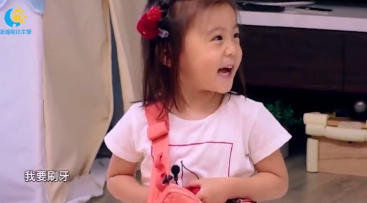 孩子不愿意刷牙？除了恐吓逼迫，全家人统一战线“玩起来”更重要