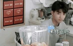 看完笑岔气，今年夏天国产最佳