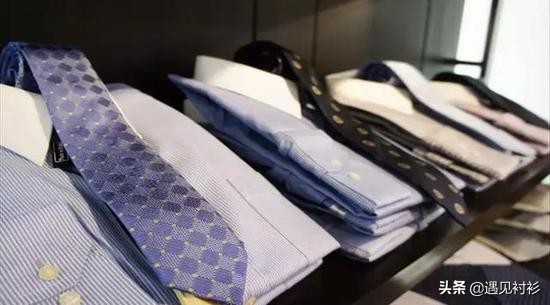 男士职场要准备几套衣服,适合初入职场男士衬衫