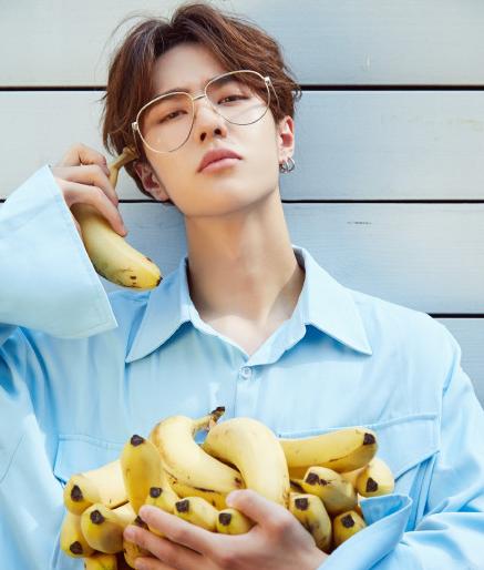 怎样选择适合的眼镜提高颜值,怎么挑选眼镜能让你变漂亮