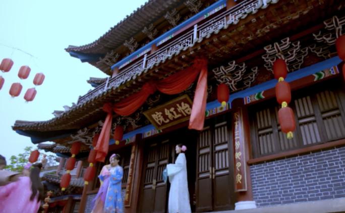 呕了……看完这部《新白蛇传》,我想向“四千年美女”道歉