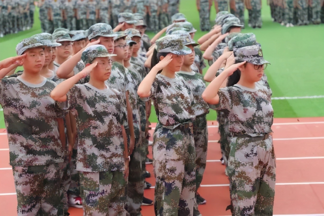 “不去绵阳，留在雅安，就选‘成实外’！”