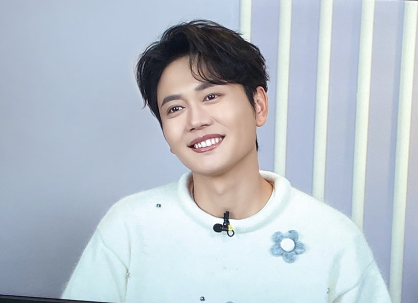 孟鹤堂咋瘦这么多,孟鹤堂减肥前后对比