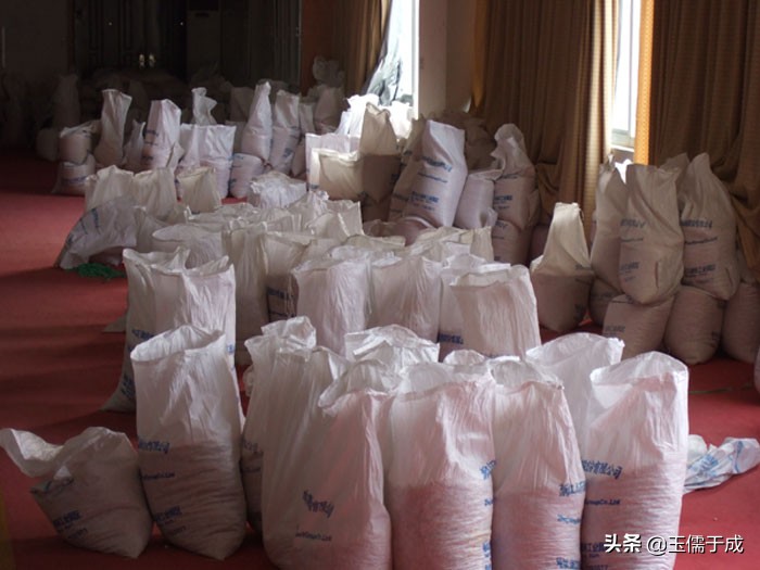 浙江绍兴诸暨山下湖珍珠市场,中国最大珍珠批发诸暨市场