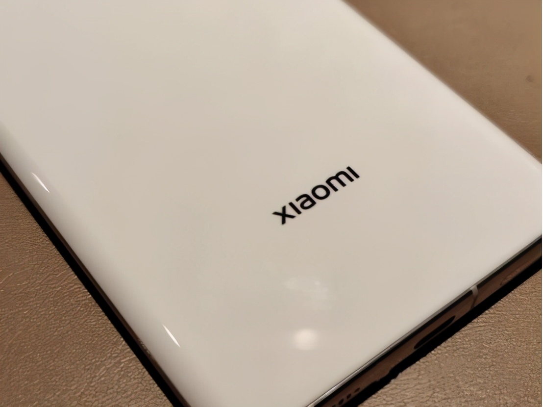 为什么小米11ultra被称作安卓之光,小米11ultra对比iphone13promax