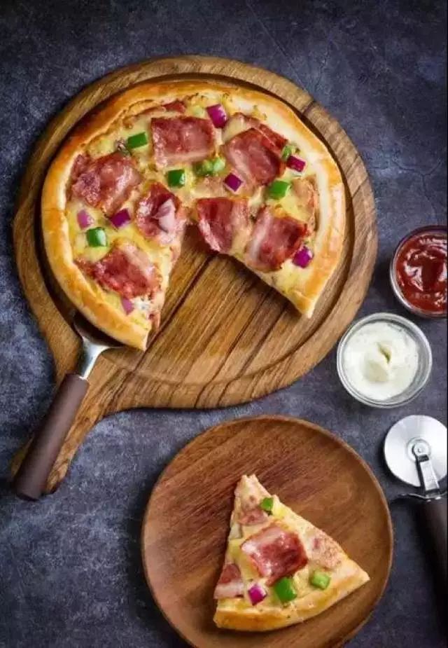 玛格利塔披萨好还是尊宝比萨好,玛格利塔披萨推荐