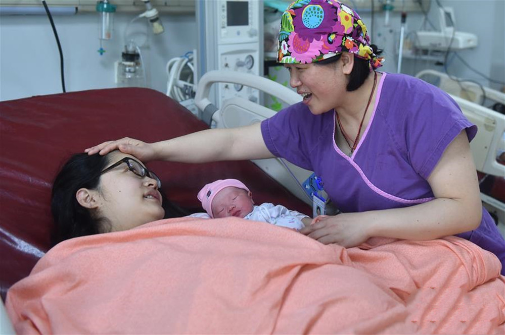 产后前三天怎么护理产妇,产后前三天吃什么对身体恢复好