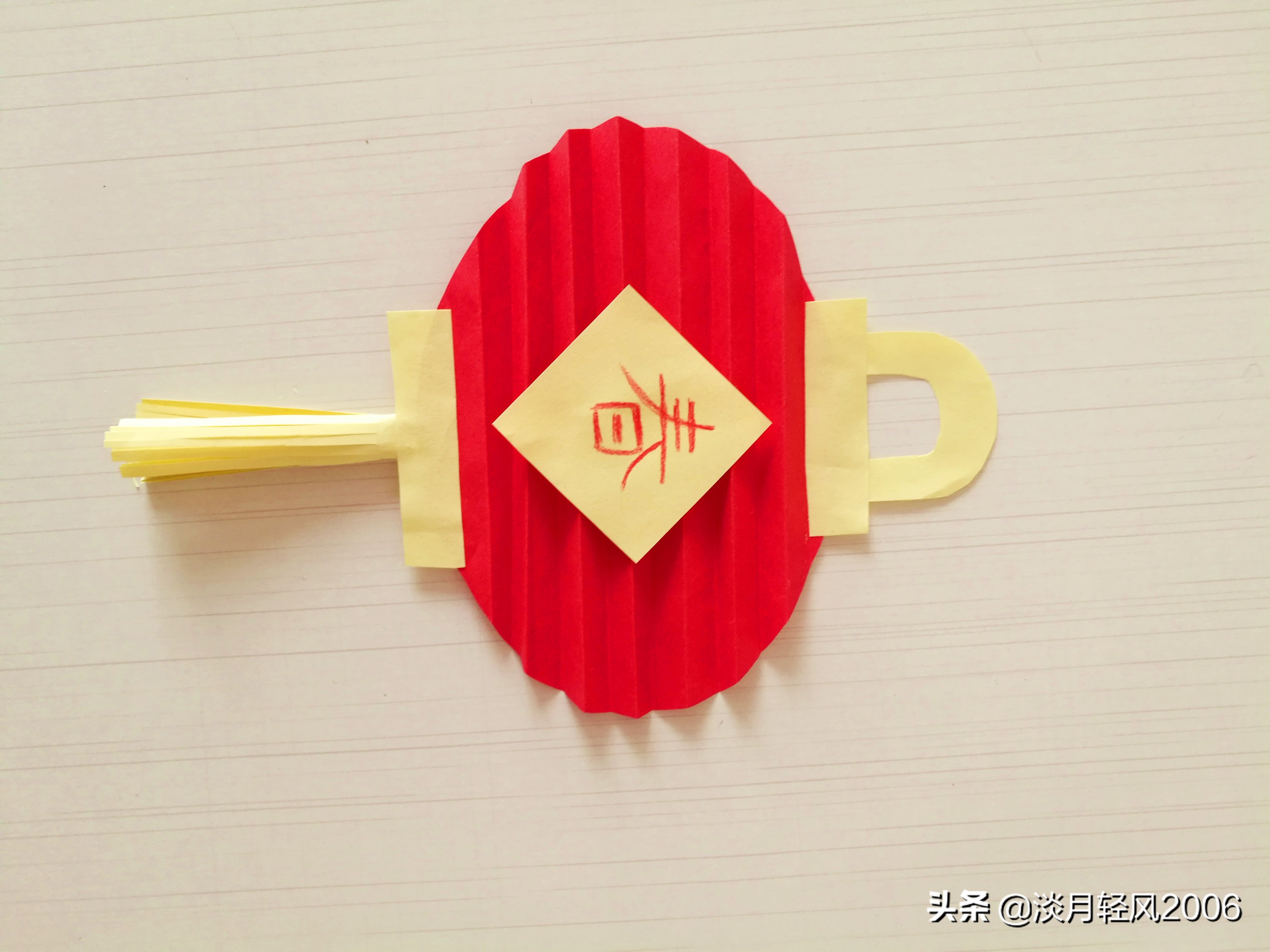 只用卡纸做的手工小灯笼,卡纸手工小灯笼做法