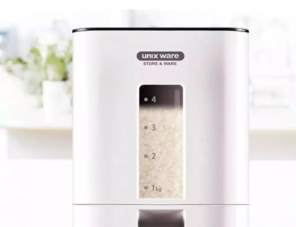 橱柜里放碗,放在橱柜里哪款米桶好用