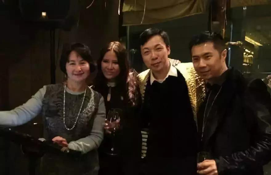 有钱有闲风华绝代,有钱有闲有美貌