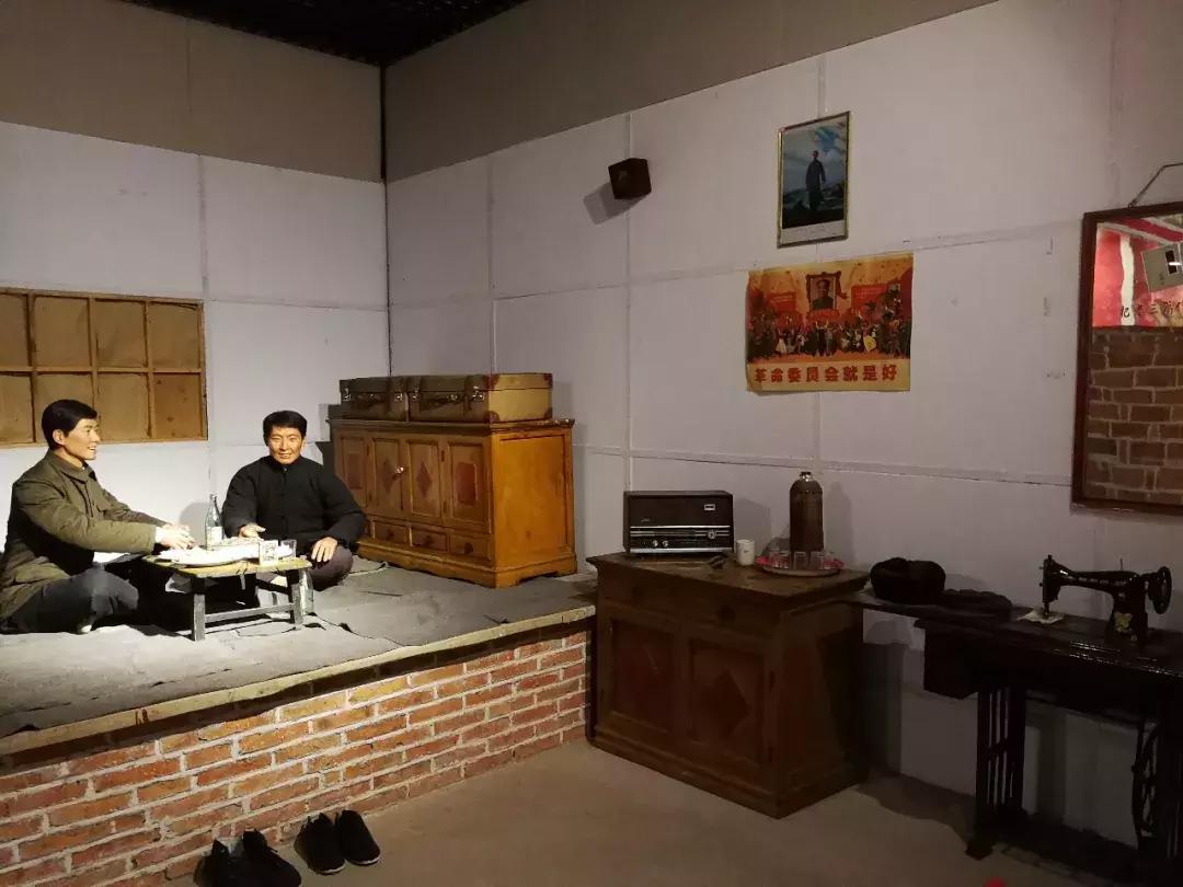 10个闺蜜沿着中俄罗斯边境自驾游,10个闺蜜结伴游中苏边境线