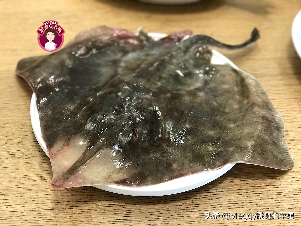 老板鱼和魔鬼鱼有什么区别呢,很奇特的鱼是老板鱼