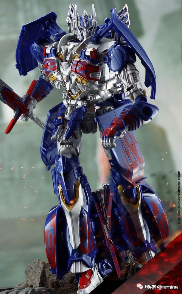 optimusmaximus变形金刚,optimus变形金刚